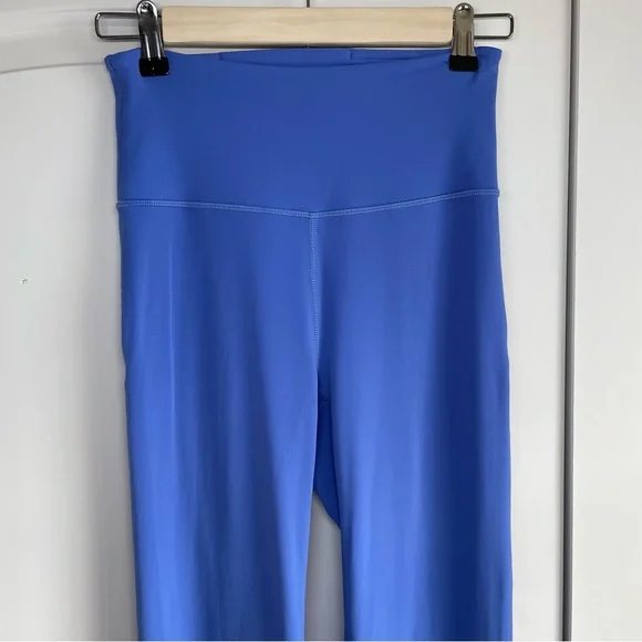 EUC Lulu 🍋Lululemon Groove Super-High-Rise Flared Pant Nulu - Wild Indigo - Picture 3 of 9